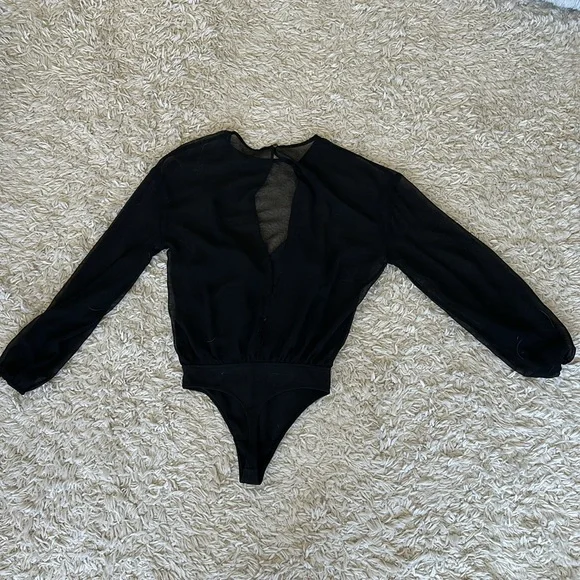 Aritzia Wilfred Free Long-Sleeve Bodysuit in Black (Size XS) - Picture 4 of 8